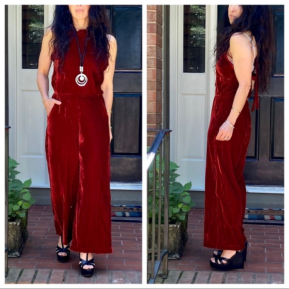 #06 ABSOLUTELY FABULOUS HALTER VELVET JUMPSUIT - Picture 8 of 11